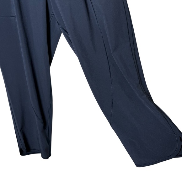 Lululemon Final Play Crop 23" Navy Size 10 - Picture 6 of 10